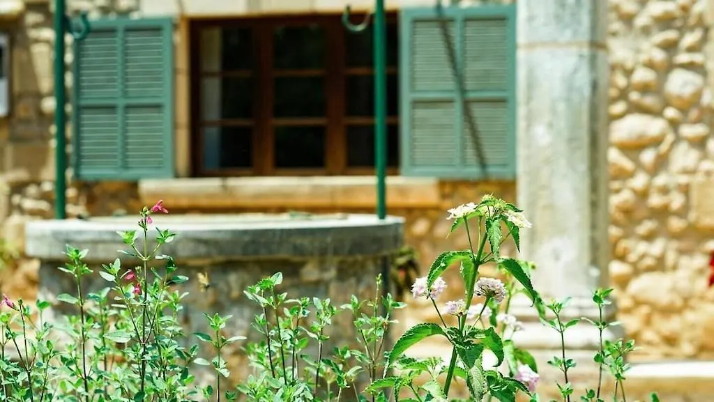 Lovely Mallorquin Farmhouse In Pollensa By Renthousing Pollença